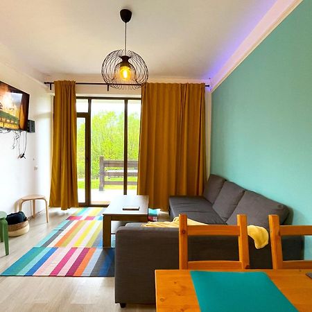 Cozy Riverfront Apartments With Garden And Mountain View Busteni Exterior photo